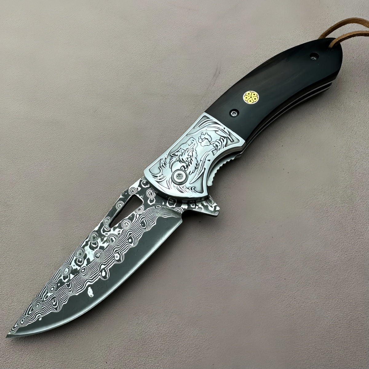 Exquisite Folding Pocket Knife survival tools- Hand - Engraved Damascus Steel with Abalone & Ebony Handles
