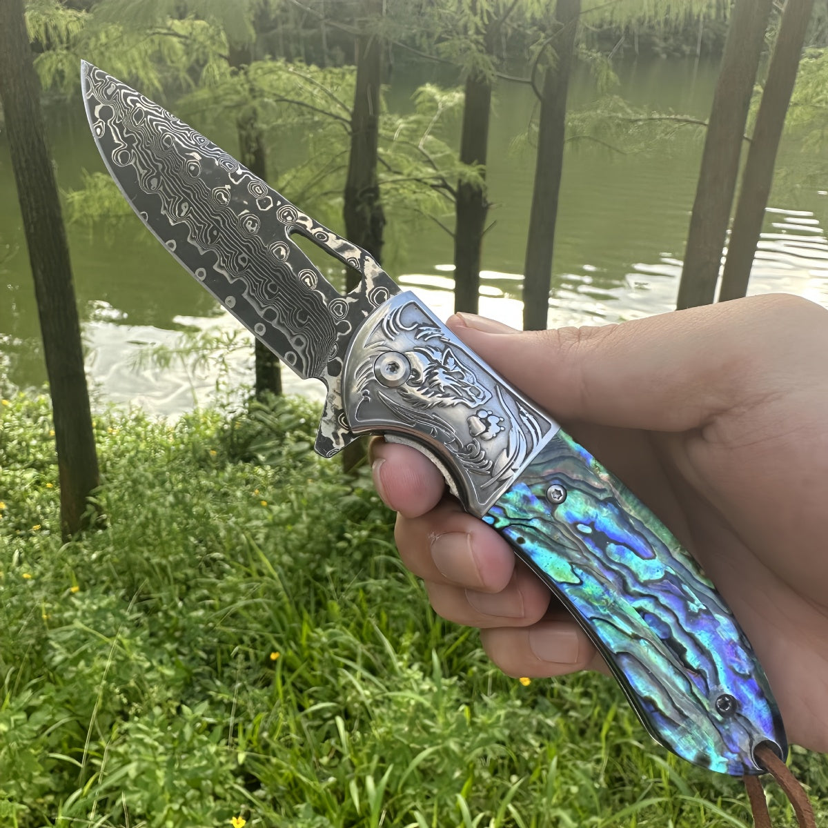 Exquisite Folding Pocket Knife survival tools- Hand - Engraved Damascus Steel with Abalone & Ebony Handles