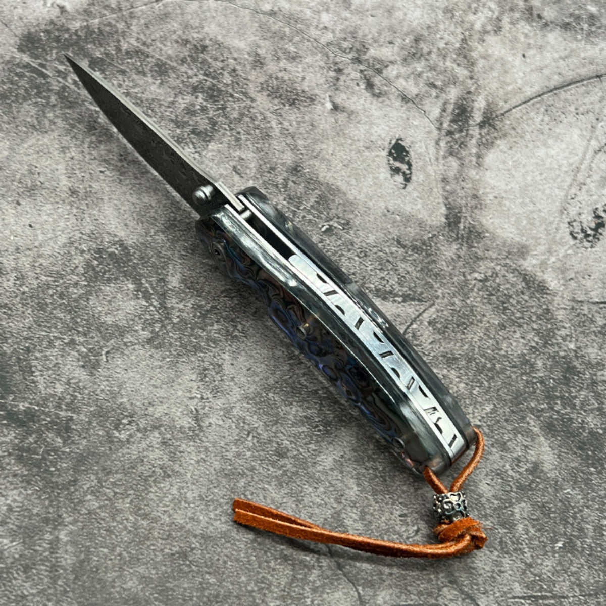 Exquisite Folding Pocket Knife with Abalone - Patterned Handle and Damascus - Style Blade