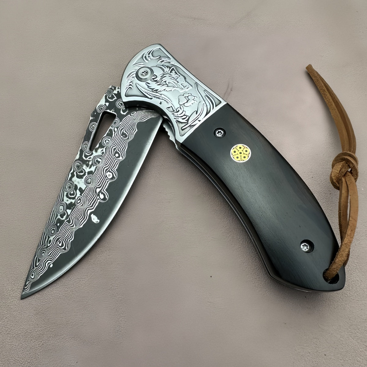 Exquisite Folding Pocket Knife survival tools- Hand - Engraved Damascus Steel with Abalone & Ebony Handles