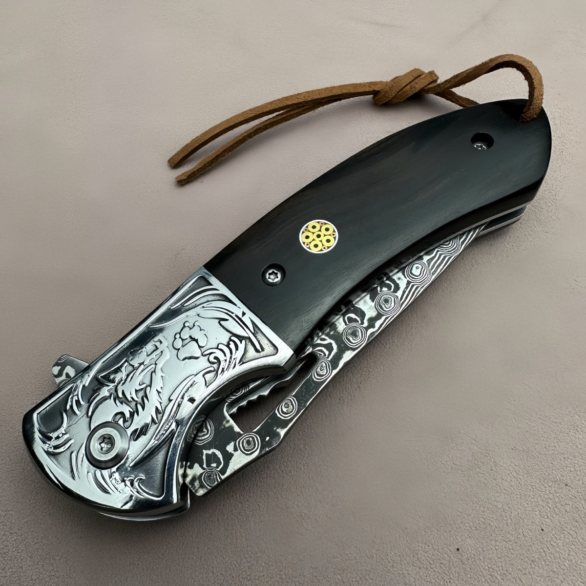 Exquisite Folding Pocket Knife survival tools- Hand - Engraved Damascus Steel with Abalone & Ebony Handles