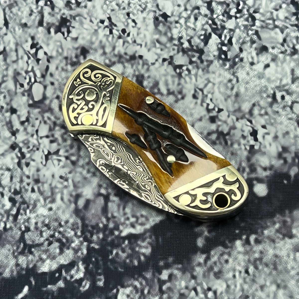 Unique Folding Pocket Knife survival tools- Hand-Forged Damascus Steel with Distinctive Handle